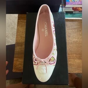 Chanel ballet slippers…Immaculate!